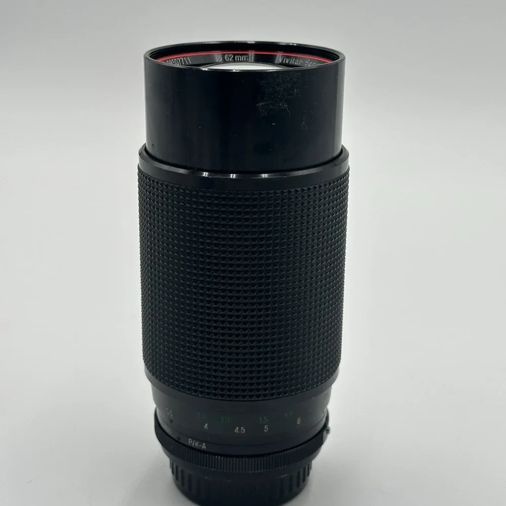 Vivitar 70-210mm f/2.8-4 Series 1 VMC Macro Breech Lock Lens for Canon FD-Mount